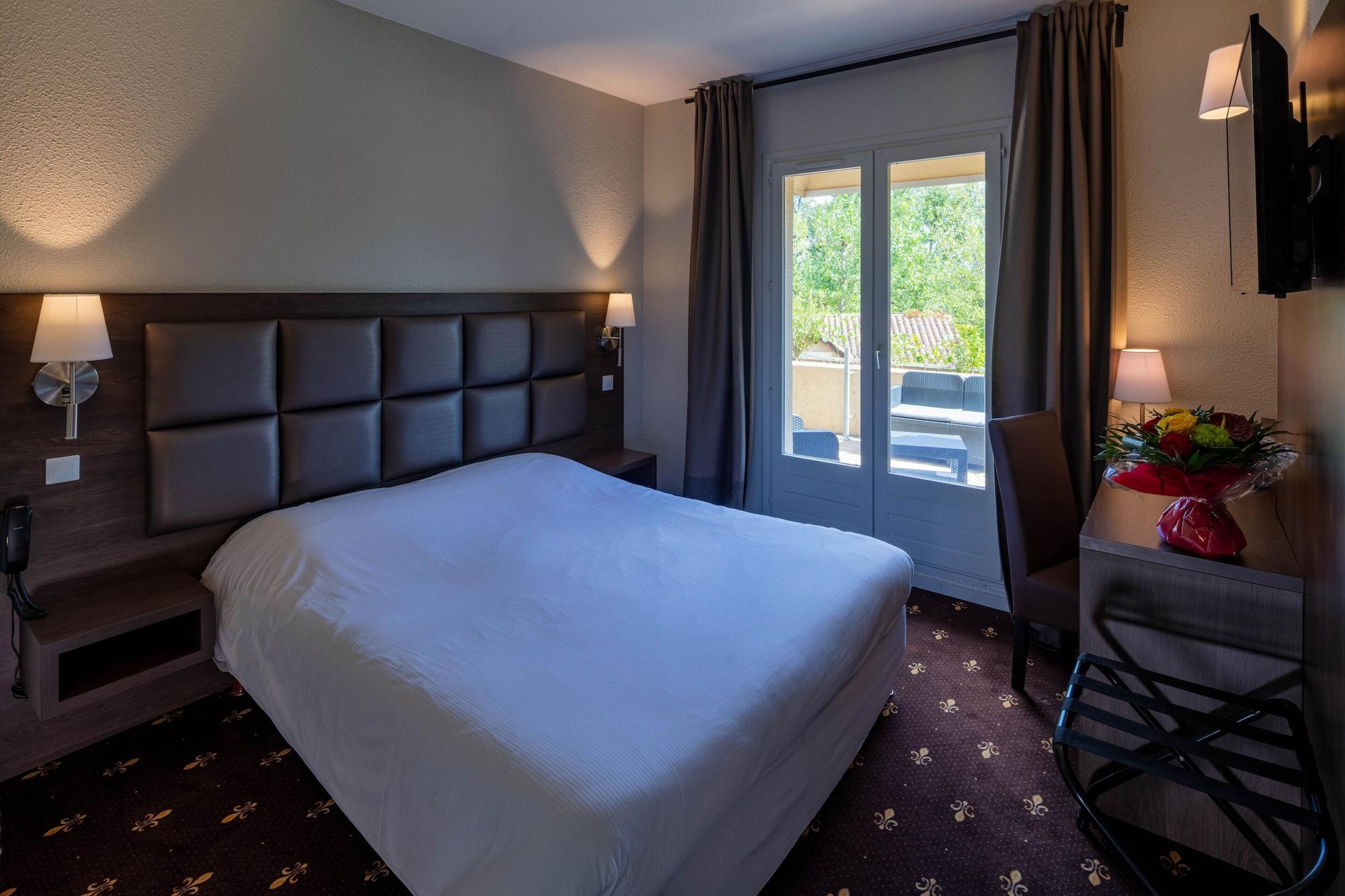 Logis Hotel Noemys Morgon Вілє-Моргон Екстер'єр фото